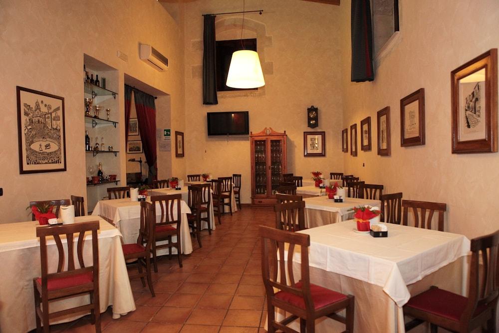 Hotel Il Barocco Рагуза Экстерьер фото
